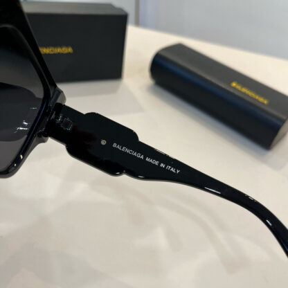 Balenciaga fashion sunglasses - Image 11