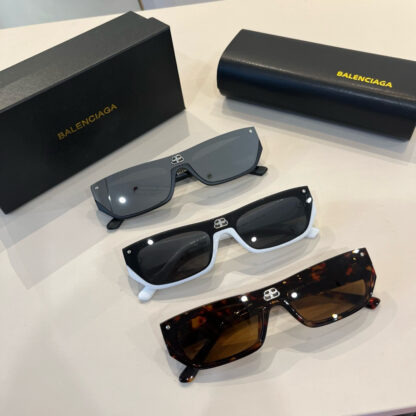 Balenciaga fashion sunglasses - Image 11