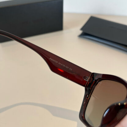 Yves Saint Laurent fashion sunglasses - Image 9