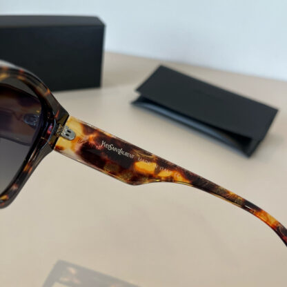 Yves Saint Laurent fashion sunglasses - Image 11