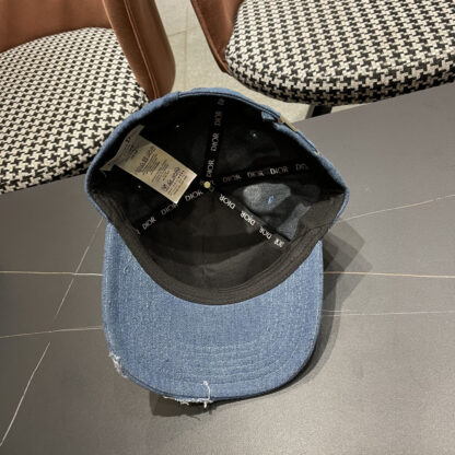Dior embroidered simple baseball cap - Image 11