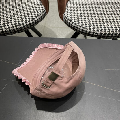 Louis Vuitton Korean style lace baseball cap for women - Image 11