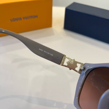 LOUIS VUITTON Fashion Sunglasses - Image 11