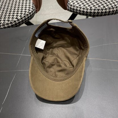 Prada Sen series men's and women's casual cap - Image 10