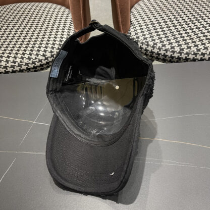 Prada fashion baseball cap - Image 10