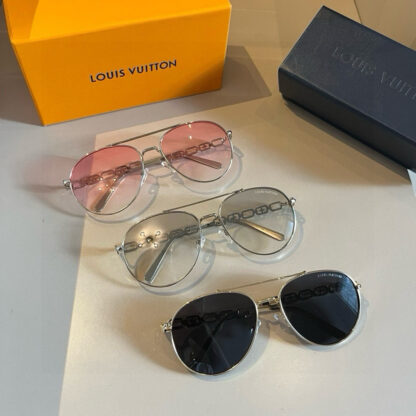LOUIS VUITTON Fashion Sunglasses - Image 12