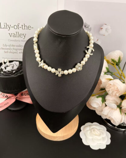 Chanel Pearl Clavicle Necklace - Image 8