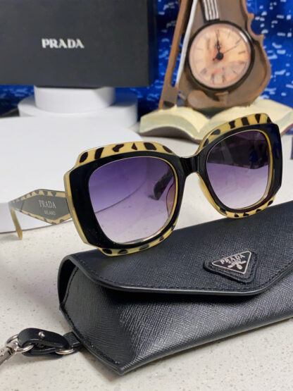 Prada fashion trend sunglasses - Image 10