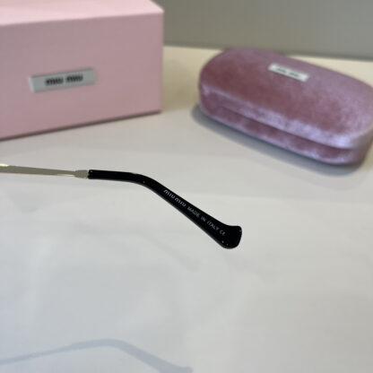 Miu Miu trendy fashion sunglasses - Image 11