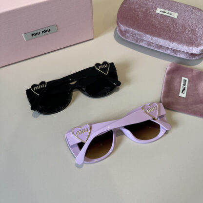 Miu Miu trendy fashion sunglasses - Image 11